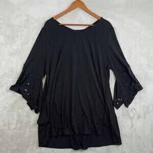 IC Collection Connie K Laser Cut Tunic Top 1X Black Lagenlook Bell Sleeve USA